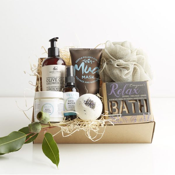 The You're Beautiful Hamper contains: Vasse Virgin Shower Gel, Star & Rose Body Mop, Corrynne’s Fullers Mud Mask, Corrynne’s Bath Salts, Frank & Scents Bath Bomb, Solas Body Cream and Solas Face Spritz.